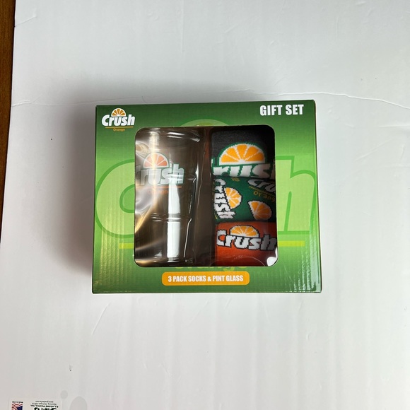 Orange Crush 3 pack pair crew socks and 12 oz pint glass gift set - Picture 8 of 8